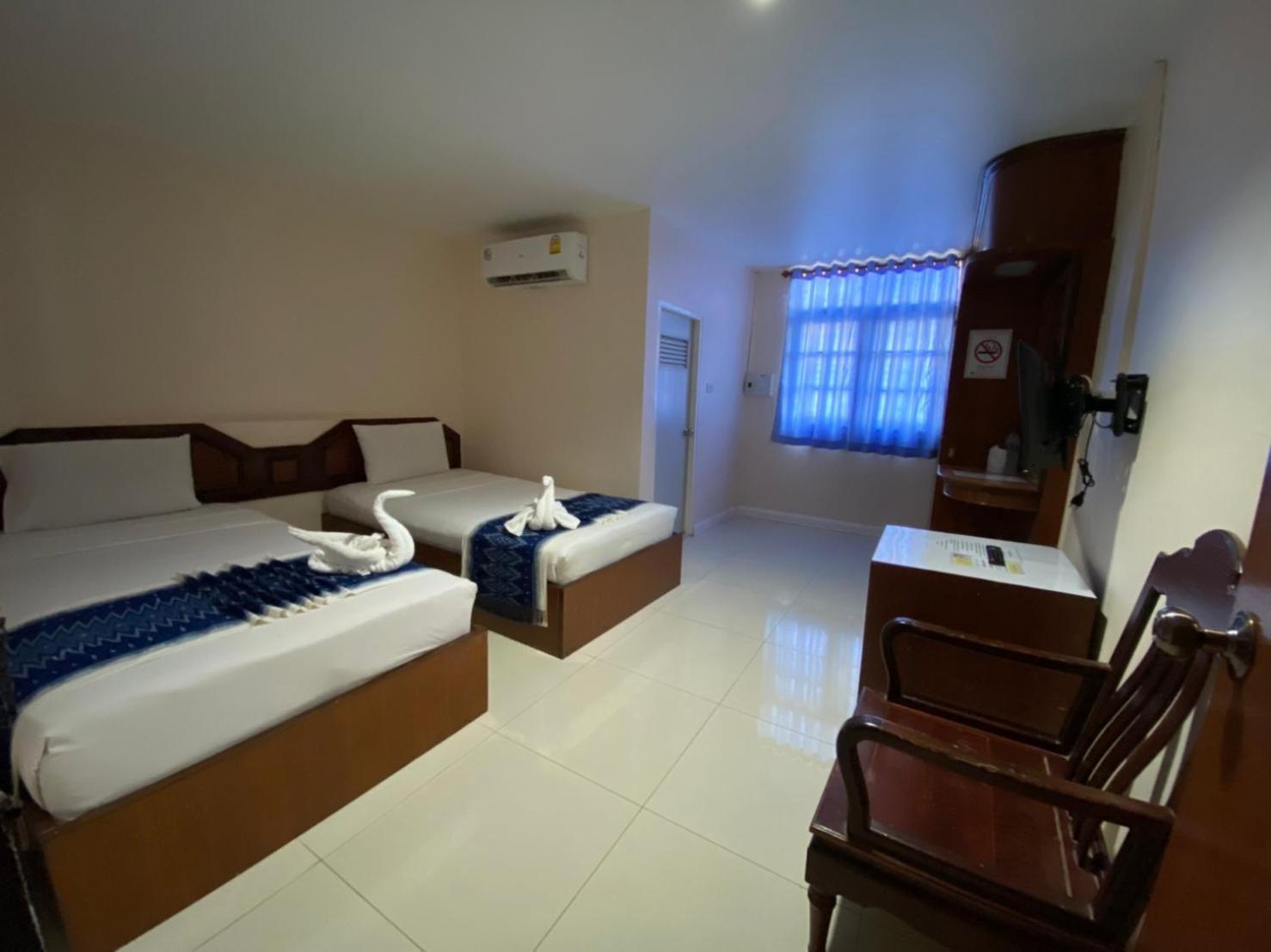 Imperial Sakon Hotel Sakon Nakhon Exterior photo